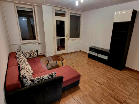 Radnóti Miklós utca