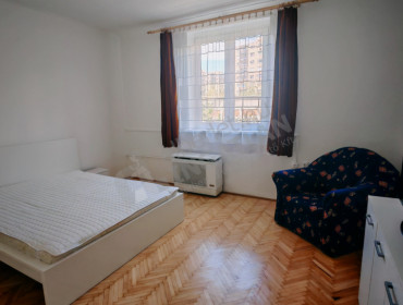 Üllői köz