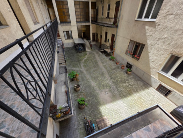 Attila út-budapest-i-kerulet-attila-ut_22.jpg
