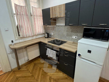 Rákóczi út-budapest-vii-kerulet-rakoczi-ut_8.jpg