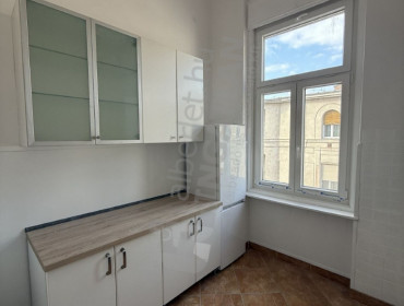 Radnóti Miklós utca-budapest-xiii-kerulet-radnoti-miklos-utca_9.jpg