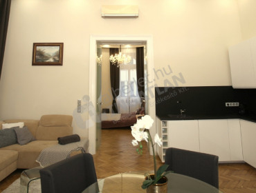 Jókai utca-budapest-vi-kerulet-jokai-utca_3.jpg