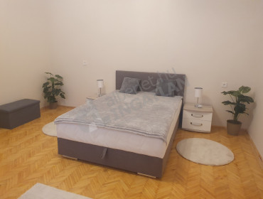 Dohány utca-budapest-vii-kerulet-dohany-utca_2.jpg