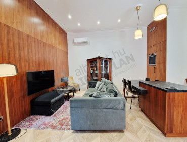 Arany János utca-budapest-v-kerulet-arany-janos-utca_2.jpg