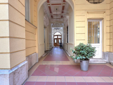Zoltán utca-budapest-v-kerulet-zoltan-utca_10.jpg