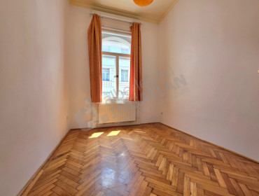 Zoltán utca-budapest-v-kerulet-zoltan-utca_8.jpg