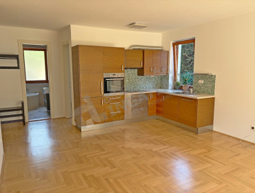Kisfaludy utca-budapest-ii-kerulet-kisfaludy-utca_5.jpg