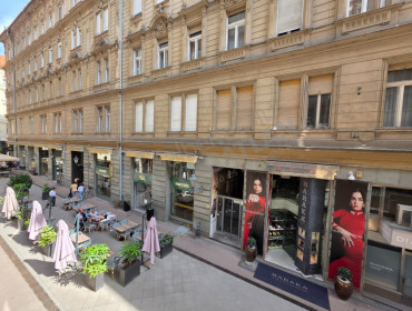 Párizsi utca-budapest-v-kerulet-parizsi-utca_9.jpg
