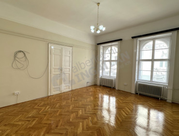 Nádor utca-budapest-v-kerulet-nador-utca_15.jpg