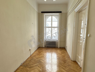 Nádor utca-budapest-v-kerulet-nador-utca_17.jpg