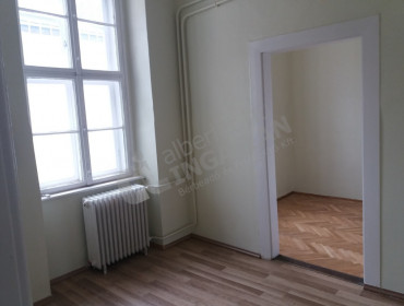 Nádor utca-budapest-v-kerulet-nador-utca_3.jpg
