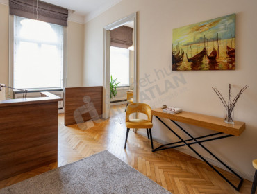 Bajcsy-Zsilinszky út-budapest-vi-kerulet-bajcsy-zsilinszky-ut_6.jpg