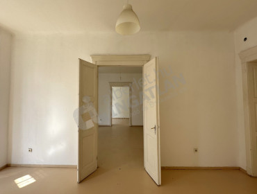 Népszínház utca-budapest-viii-kerulet-nepszinhaz-utca_5.jpg