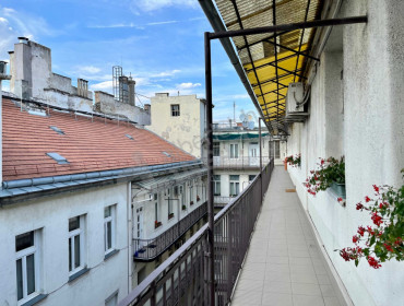 Petőfi Sándor utca-budapest-v-kerulet-petofi-sandor-utca_7.jpg