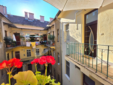 Attila út-budapest-i-kerulet-attila-ut_5.jpg