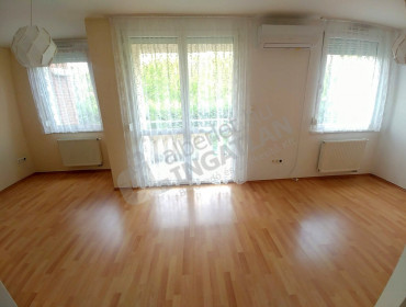 Nánási út-budapest-iii-kerulet-nanasi-ut_2.jpg