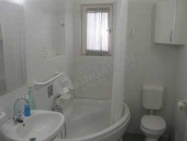 Váci utca-budapest-v-kerulet-vaci-utca_9.jpg