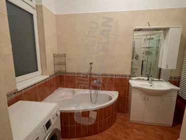 Vörösmarty utca-budapest-vi-kerulet-vorosmarty-utca_8.jpg