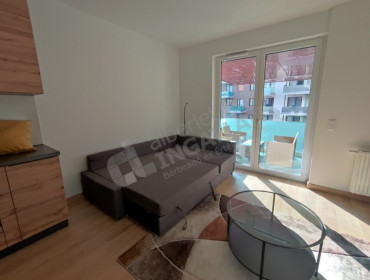 Corvin sétány-budapest-viii-kerulet-corvin-setany_4.jpg