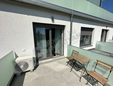 Corvin sétány-budapest-viii-kerulet-corvin-setany_10.jpg