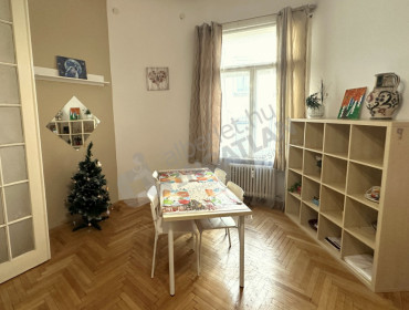 Balassi Bálint utca-budapest-v-kerulet-balassi-balint-utca_3.jpg