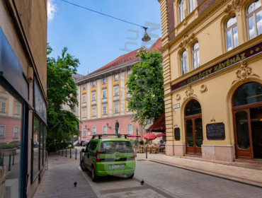 Vitkovics Mihály utca-budapest-v-kerulet-vitkovics-mihaly-utca_20.jpg