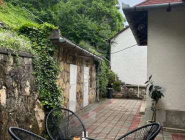 Szépvölgyi út-budapest-ii-kerulet-szepvolgyi-ut_20.jpg