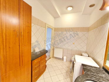 Üllői út-budapest-ix-kerulet-ulloi-ut_47.jpg