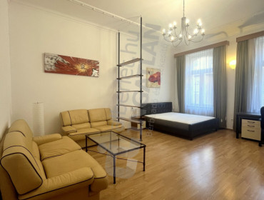 Vas utca-budapest-viii-kerulet-vas-utca_8.jpg