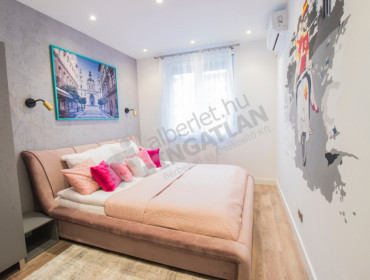 Corvin sétány-budapest-viii-kerulet-corvin-setany_2.jpg