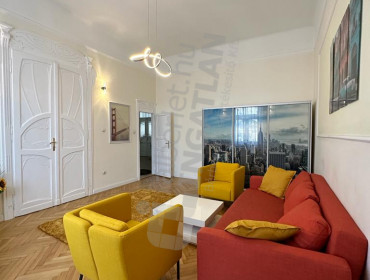 Kossuth Lajos utca-budapest-v-kerulet-kossuth-lajos-utca_1.jpg