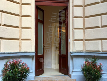 Múzeum körút-budapest-viii-kerulet-muzeum-korut_29.jpg