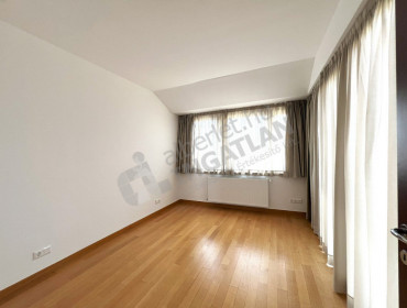 Nagymező utca-budapest-vi-kerulet-nagymezo-utca_17.jpg