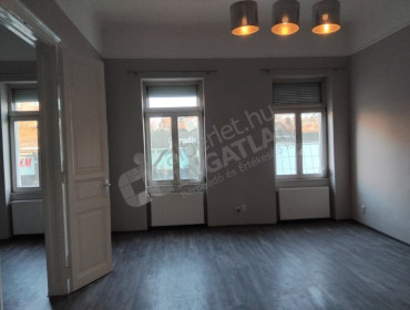 Váci út-budapest-xiii-kerulet-vaci-ut_14.jpg