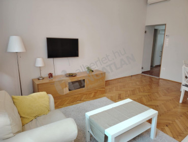 Vörösmarty utca-budapest-vi-kerulet-vorosmarty-utca_23.jpg