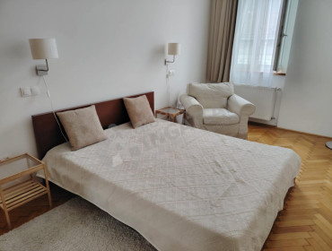 Vörösmarty utca-budapest-vi-kerulet-vorosmarty-utca_24.jpg