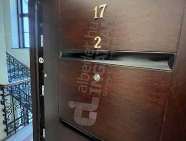 Molnár  utca-budapest-v-kerulet-molnar-utca_12.jpg