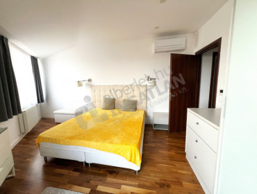 Nagymező utca-budapest-vi-kerulet-nagymezo-utca_8.jpg