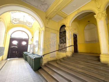 Jókai tér-budapest-vi-kerulet-jokai-ter_8.jpg