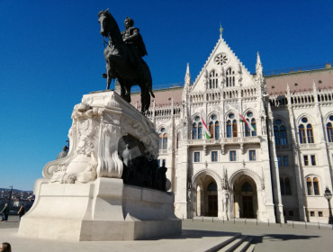 Zoltán utca-budapest-v-kerulet-zoltan-utca_1.jpg