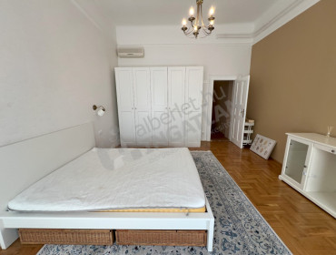 Fő utca-budapest-ii-kerulet-fo-utca_8.jpg