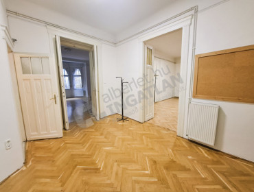 Október 6. utca-budapest-v-kerulet-oktober-6-utca_5.jpg