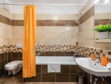 Corvin sétány-budapest-viii-kerulet-corvin-setany_11.jpg