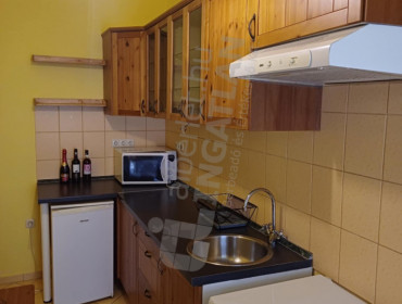Pacsirtamező utca-budapest-iii-kerulet-pacsirtamezo-utca_2.jpg