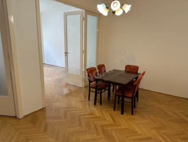 Semmelweis utca-budapest-v-kerulet-semmelweis-utca_5.jpg