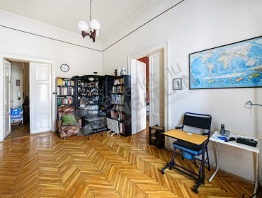 Andrássy út-budapest-vi-kerulet-andrassy-ut_5.jpg