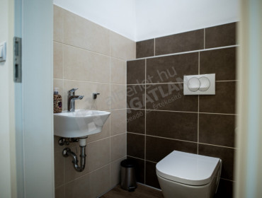 Corvin sétány-budapest-viii-kerulet-corvin-setany_13.jpg