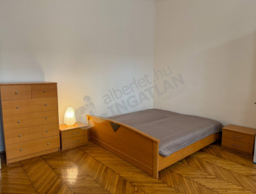 Rákóczi út-budapest-viii-kerulet-rakoczi-ut_5.jpg
