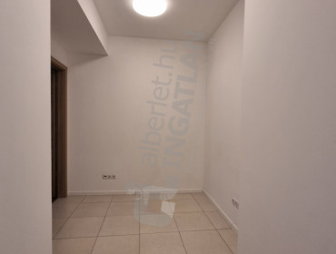 Fő utca-budapest-i-kerulet-fo-utca_26.jpg