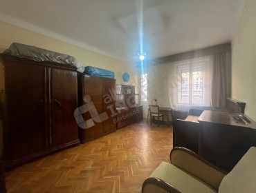 Rozgonyi utca-budapest-viii-kerulet-rozgonyi-utca_13.jpg